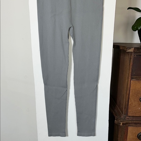 Gray Ribbed Jumpsuit - Picture 3 of 11